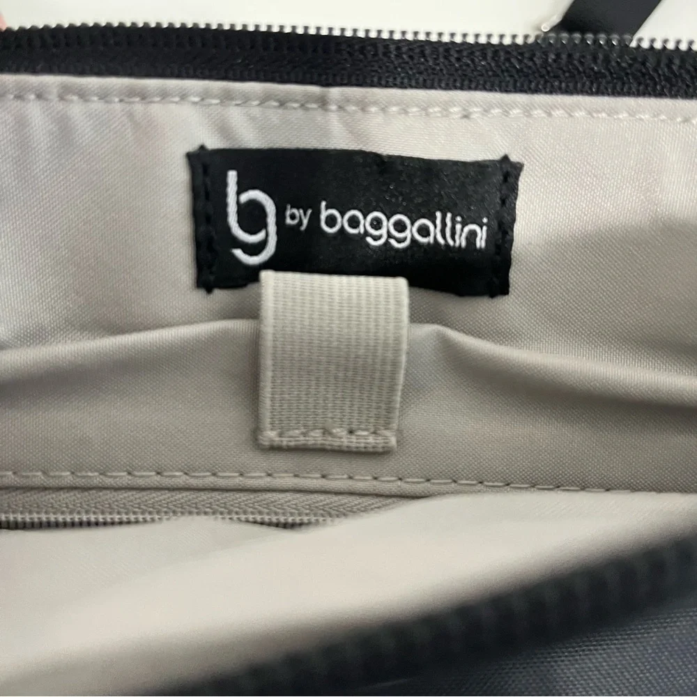 Baggallini Tucson Black Anti Theft RFID Crossbody Purse